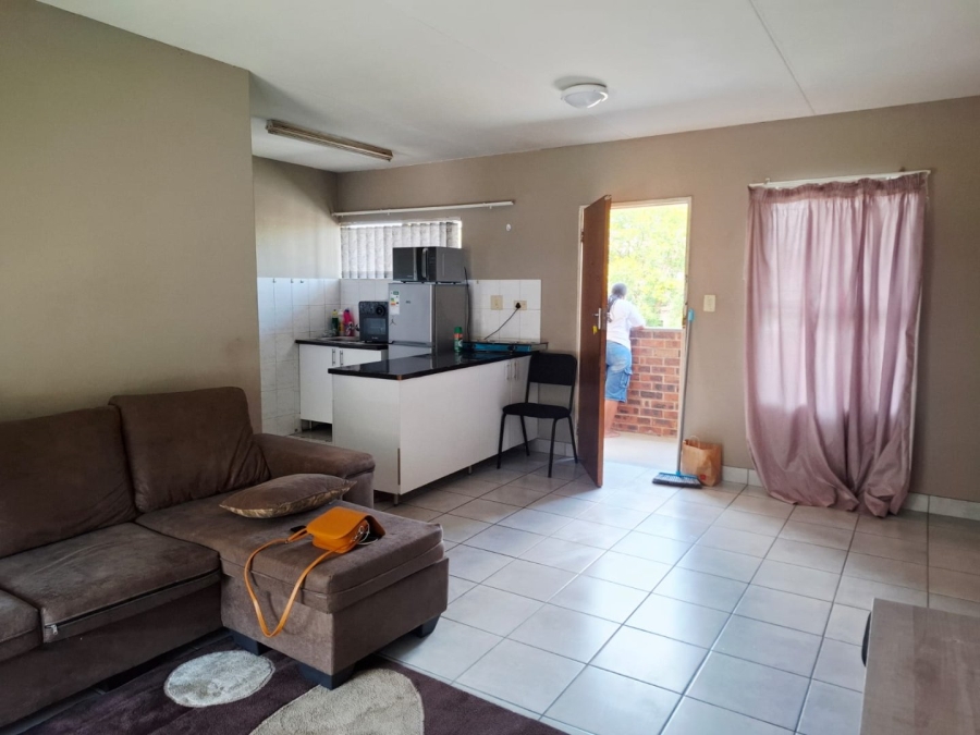 1 Bedroom Property for Sale in Willows Free State